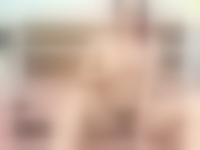 Live sex webcam photo for ZoeKhalifa #294217680