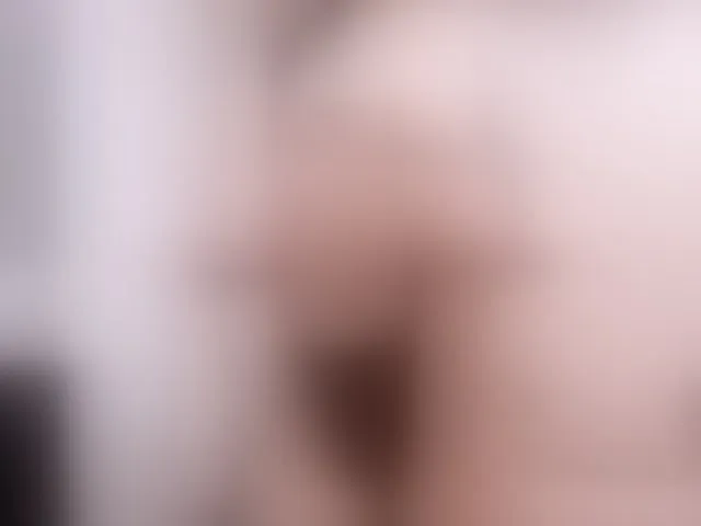 Live sex webcam photo for ZoeKlarxxx #293488282