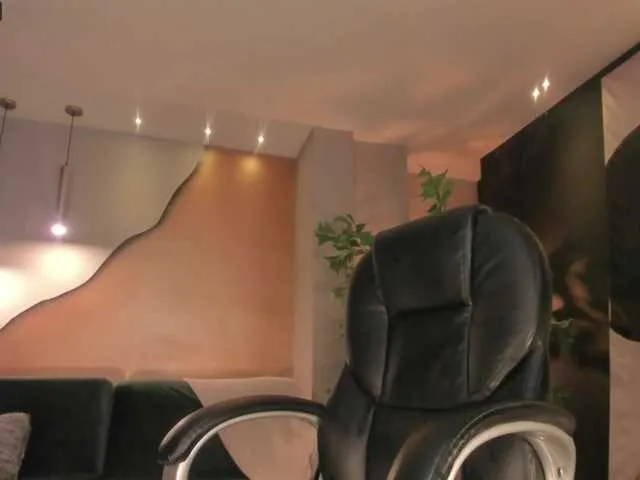 Live sex webcam photo for ZoePresley1 #273057641