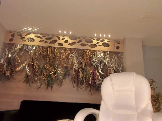 Live sex webcam photo for ZoePresley1 #274192032