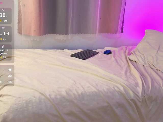 Live sex webcam photo for ZoeSmith #291901514