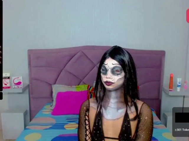 Live sex webcam photo for ZoeValentina #276527618
