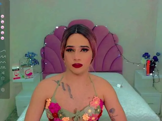 Live sex webcam photo for ZoeValentina #277080340