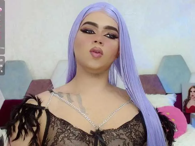 Live sex webcam photo for ZoeValentina #291446186