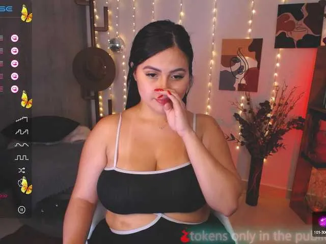 Live sex webcam photo for Zoebolton1 #277807060