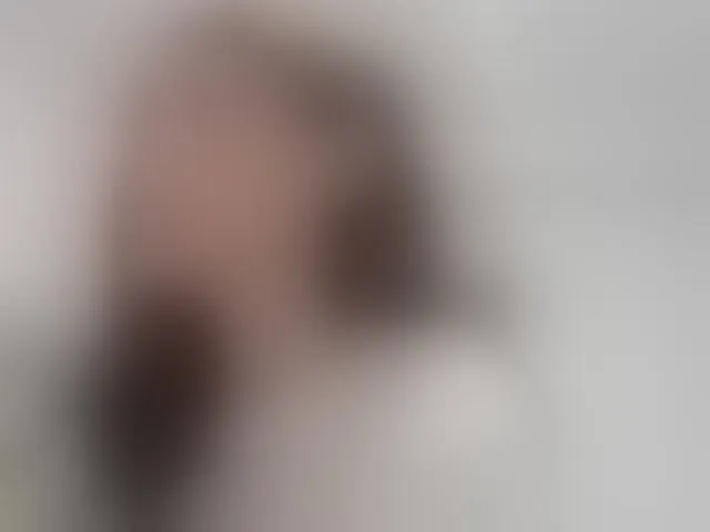 Live sex webcam photo for ZoiKissy #293808313
