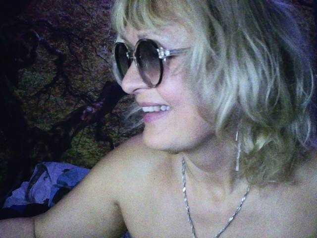 Live sex webcam photo for ZolotayRibka #272519141