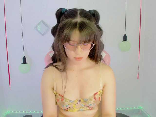 Live sex webcam photo for ZooeyBelair #277361146