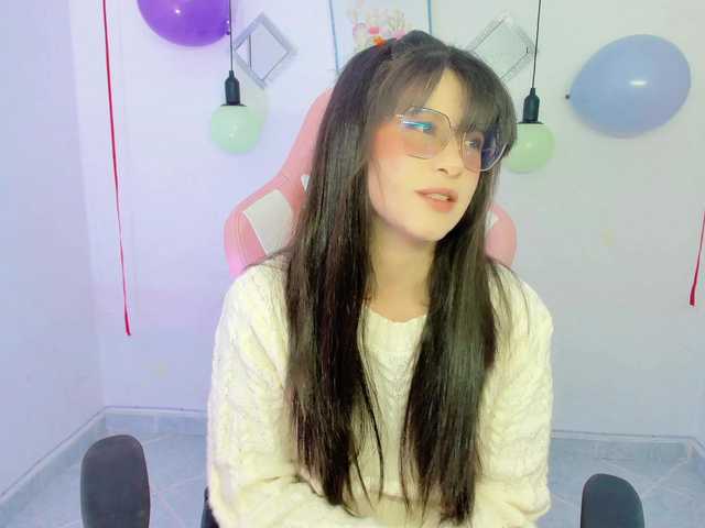 Live sex webcam photo for ZooeyBelair #277488568