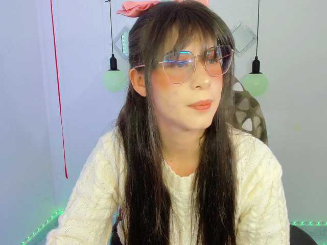 Live sex webcam photo for ZooeyBelair #277526054