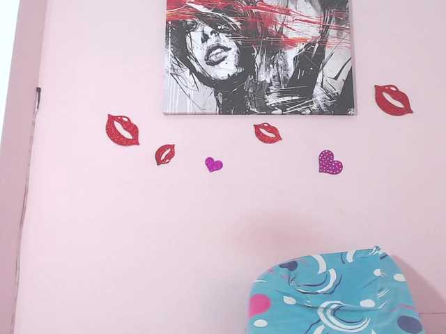 Live sex webcam photo for Zulay111 #273293790