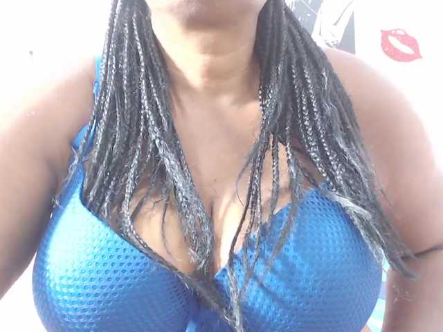 Live sex webcam photo for Zulay111 #273448269