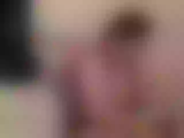 Live sex webcam photo for ZulfiyaBruce #272554357