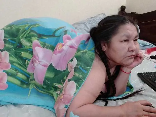 Live sex webcam photo for ZulfiyaBruce #277318497