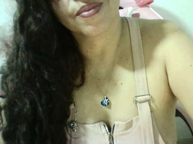 Live sex webcam photo for Zusansdoll78 #291266591