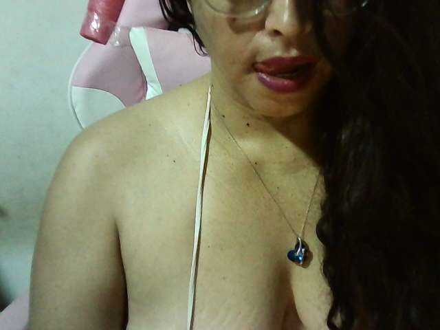 Live sex webcam photo for Zusansdoll78 #291349542