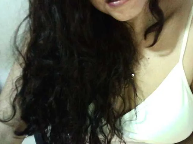 Live sex webcam photo for Zusansdoll78 #291377440