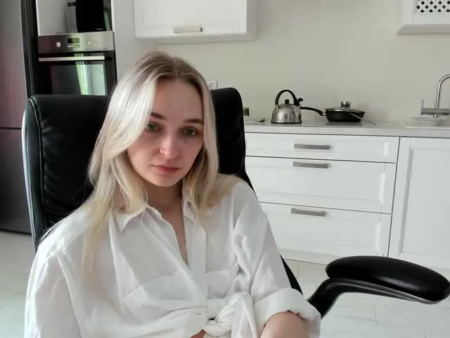 Live sex webcam photo for Zz---9---Zz #277407502