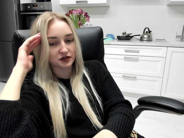 Live sex webcam photo for Zz---9---Zz #277471754