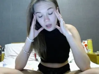 Live sex webcam photo for ____-_-____ #146550041