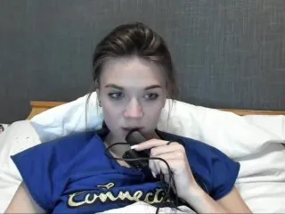 Live sex webcam photo for ____-_-____ #148655779