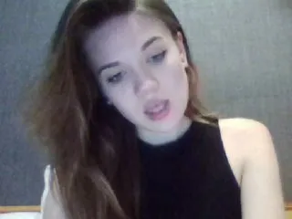 Live sex webcam photo for ____-_-____ #156102970