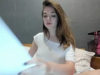 Live sex webcam photo for ____-_-____ #170914159