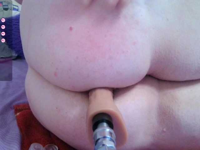 Live sex webcam photo for a-bun #278103411