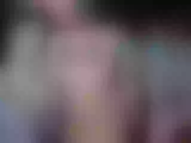 Live sex webcam photo for a-squirter #290900188