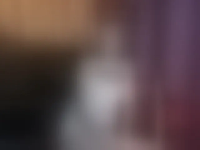 Live sex webcam photo for a-squirter #292628527