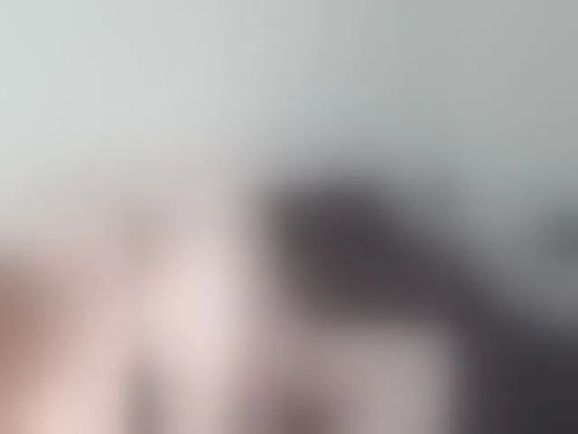 Live sex webcam photo for a-squirter #293562919