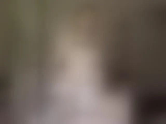 Live sex webcam photo for a-squirter #294239356