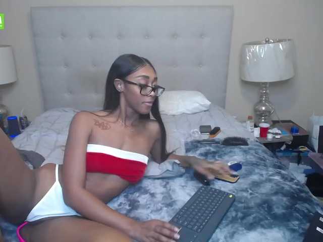 Live sex webcam photo for aaliyahalixx #271771634