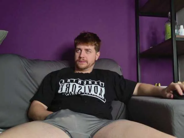 Live sex webcam photo for aaron-nvk #293553320