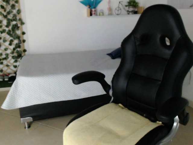 Live sex webcam photo for abbacruz #272873754