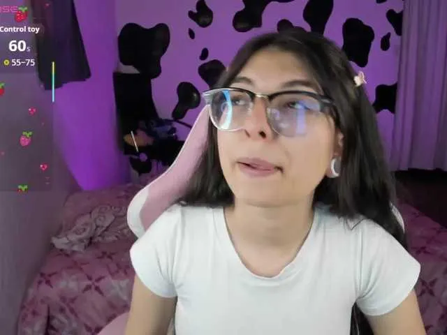 Live sex webcam photo for abbie-28- #291827164