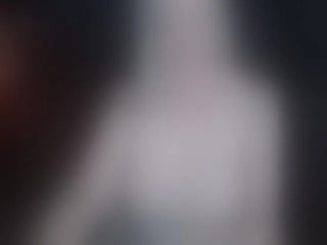 Live sex webcam photo for abbinatural #293717809
