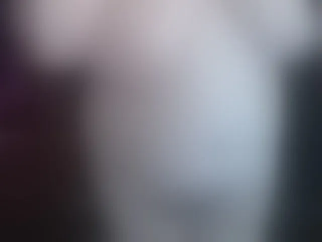 Live sex webcam photo for abbinatural #293891535