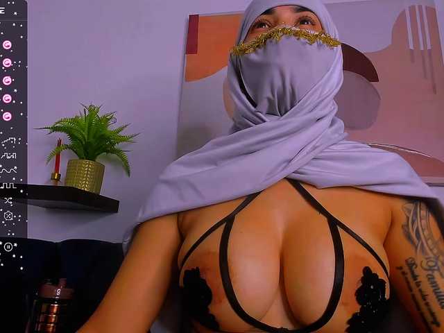 Live sex webcam photo for abby-ahmaad #276466024