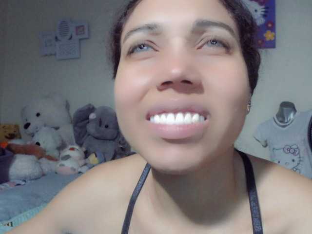 Live sex webcam photo for abby-camstar #271979570