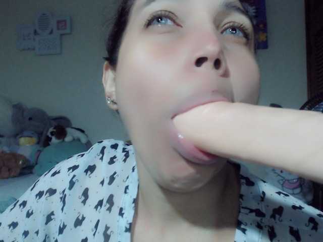 Live sex webcam photo for abby-camstar #272329627