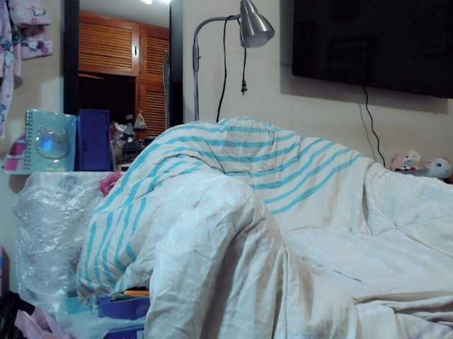 Live sex webcam photo for abby-camstar #272564663