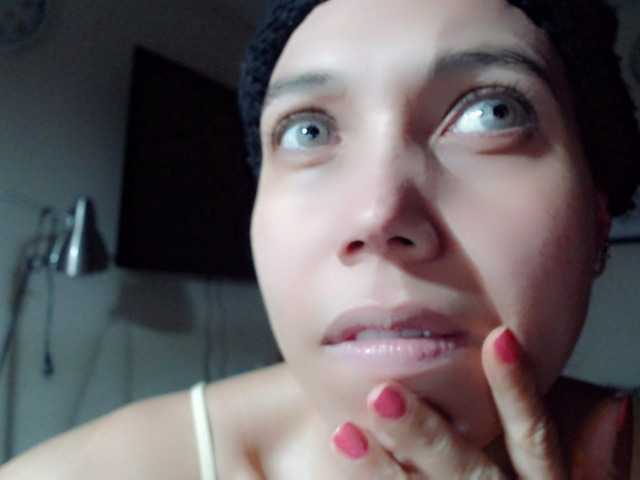 Live sex webcam photo for abby-camstar #272596306