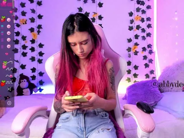 Live sex webcam photo for abby-deep #273467416