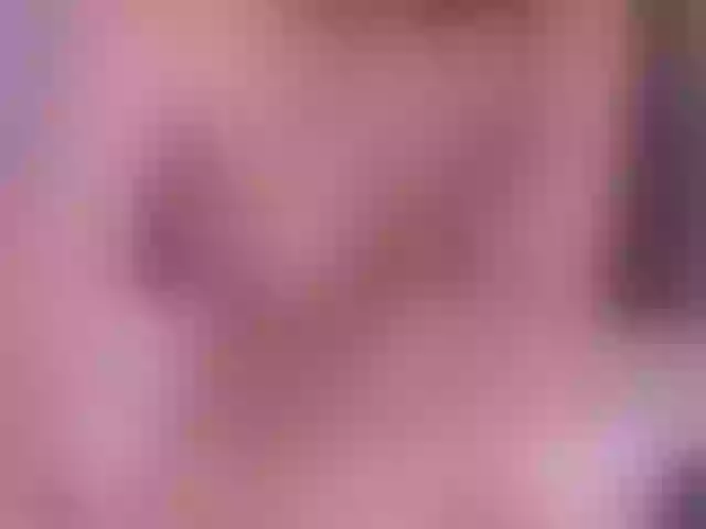 Live sex webcam photo for abby-garcia25 #273759347