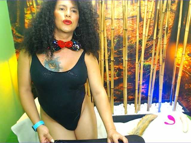 Live sex webcam photo for abbySmall8 #274140210