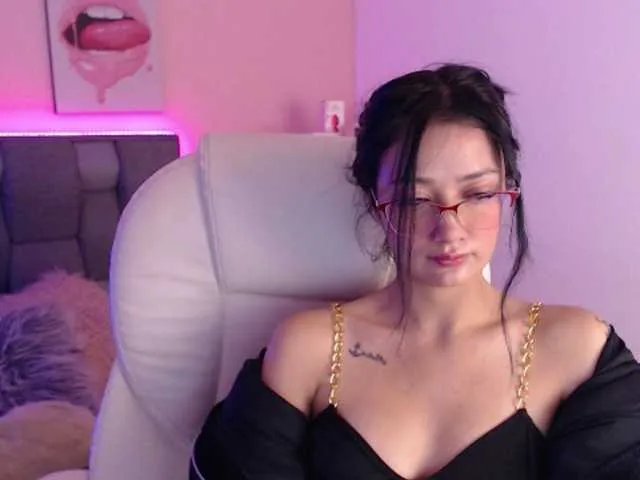 Live sex webcam photo for abbysantanaa #273153314