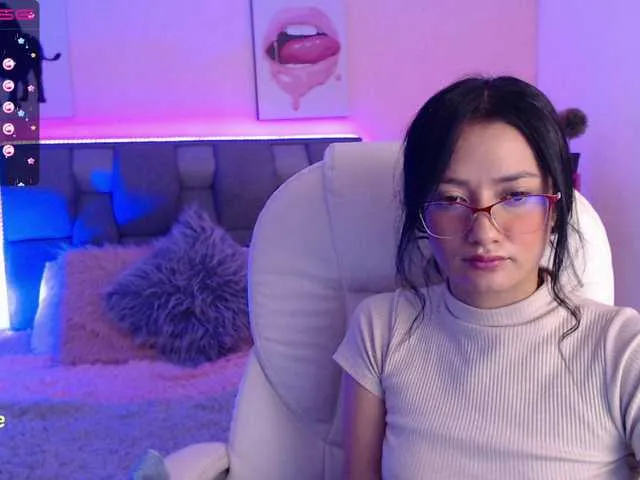 Live sex webcam photo for abbysantanaa #273235413