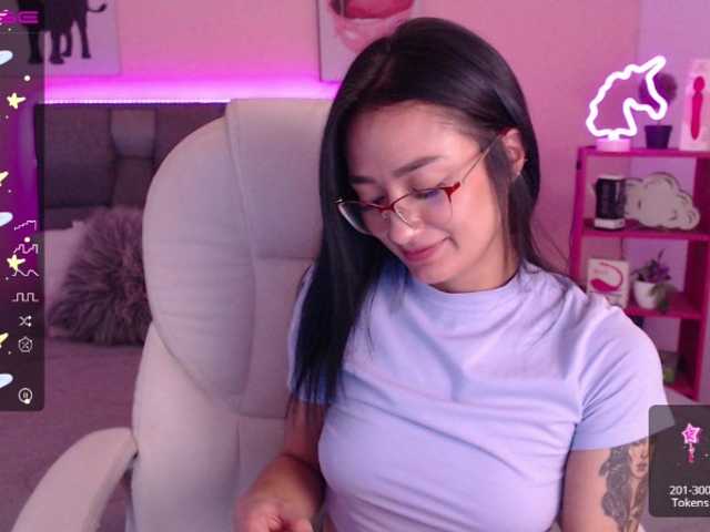 Live sex webcam photo for abbysantanaa #274283880