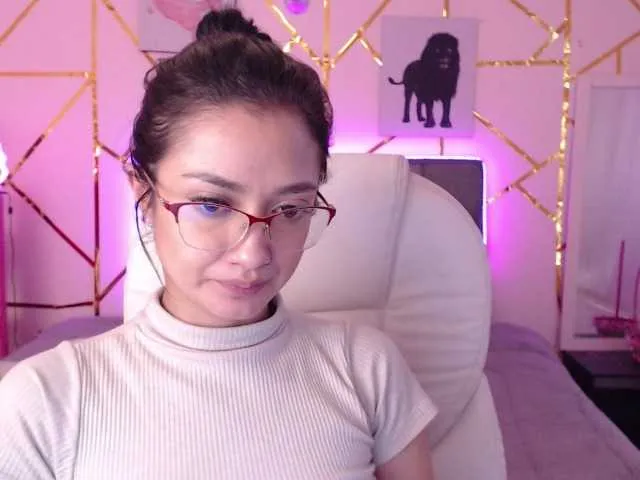 Live sex webcam photo for abbysantanaa #275306988